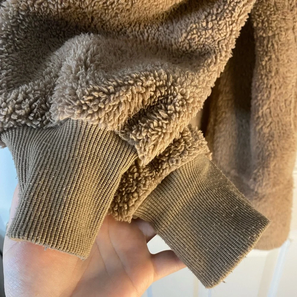 Fuzzy Cardigan with Hood and Pockets Size Large - Picture 6 of 10